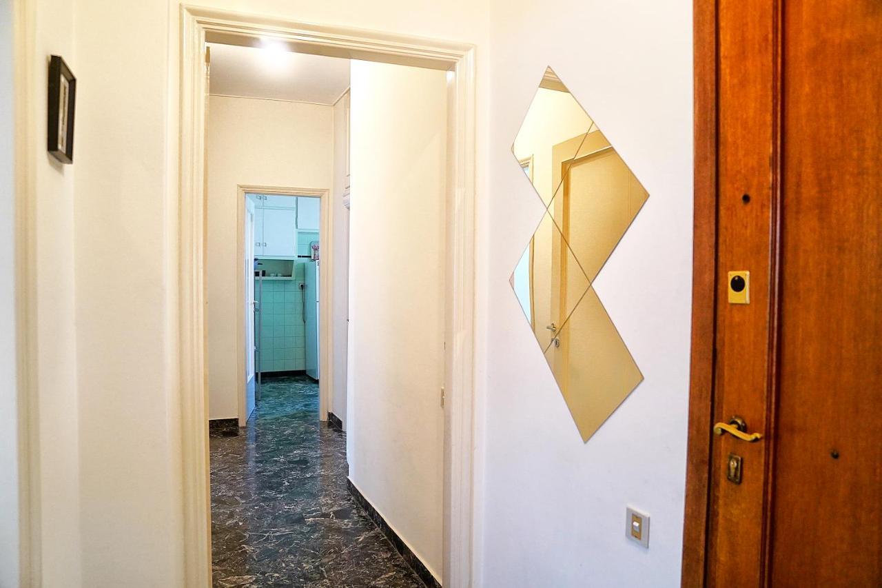 70M2 Apartment 4 Mins From Athens Central Station! Luaran gambar