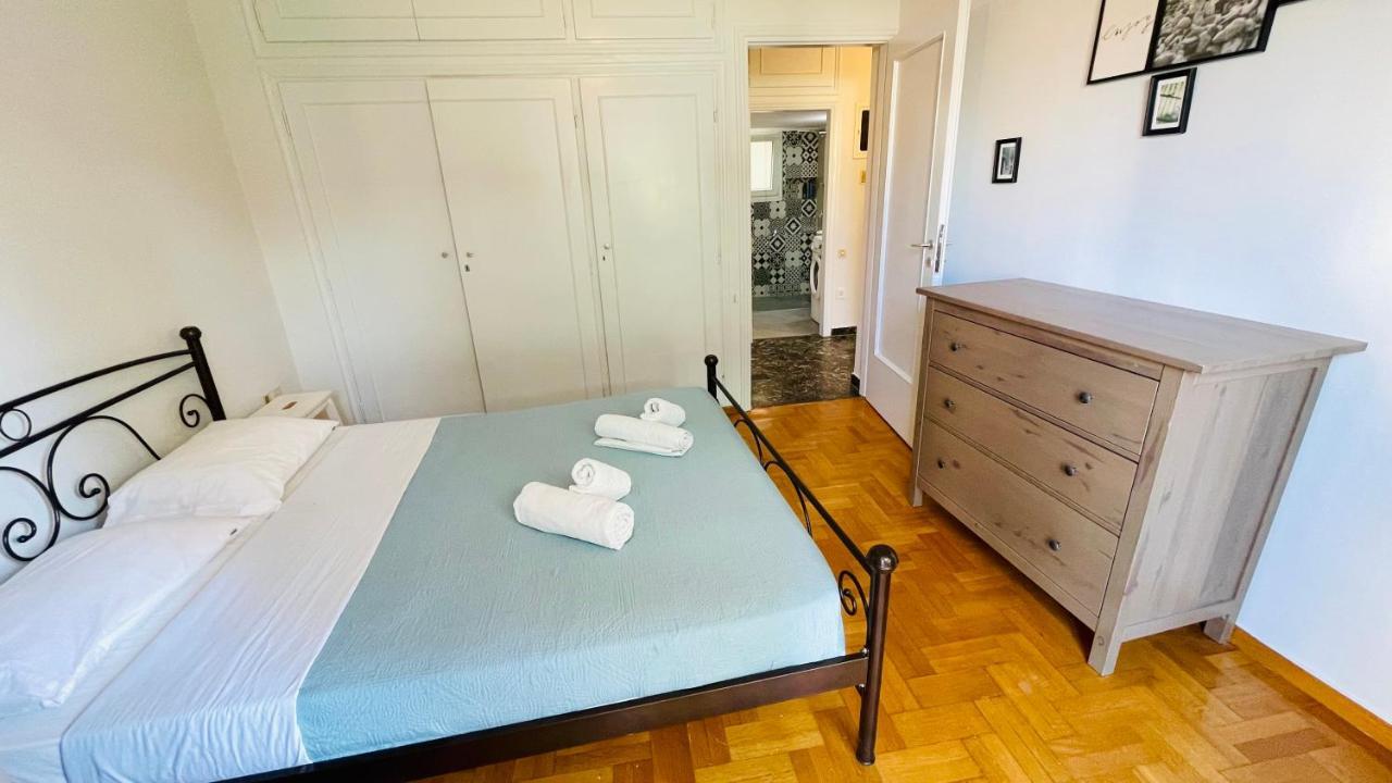 70M2 Apartment 4 Mins From Athens Central Station! Luaran gambar