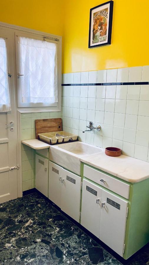 70M2 Apartment 4 Mins From Athens Central Station! Luaran gambar